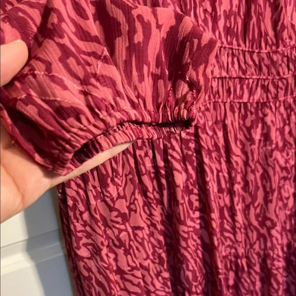 Simply Vera - Elegant Pink Patterned Dress by Vera Wang - Picture 2 of 6